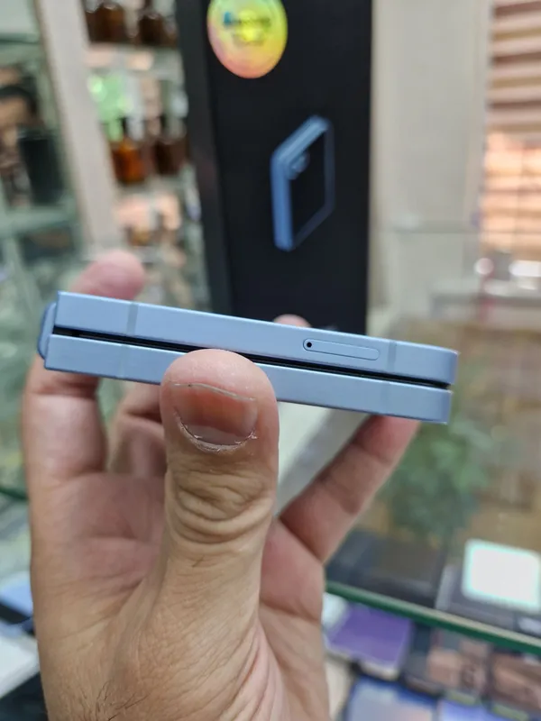 Samsung Flip6 5G 4