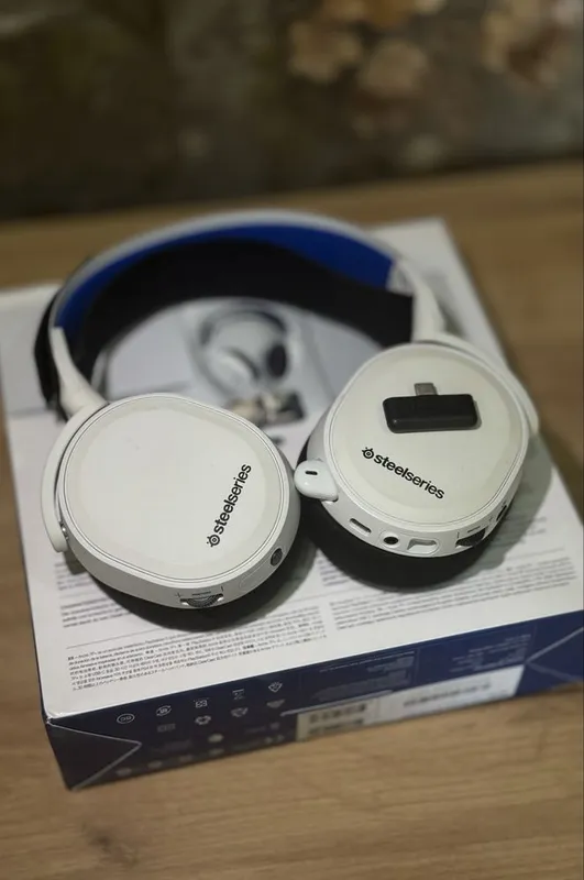 Наушники очень дешего SteelSeries Arctis 7P+ Wireless — фото 1