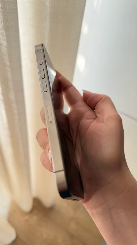 iPhone 15 pro 3