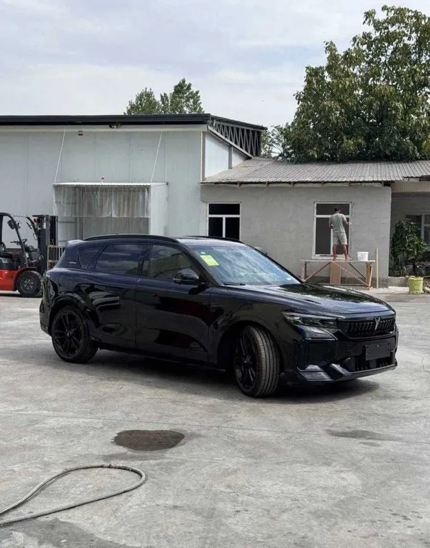 Voyah Free Hybrid 318km 4WD 2025 Naxt Va Halol nasiya savdo 1 Voyah Free Hybrid 318km 4WD 2025 Naxt Va Halol nasiya savdo 1