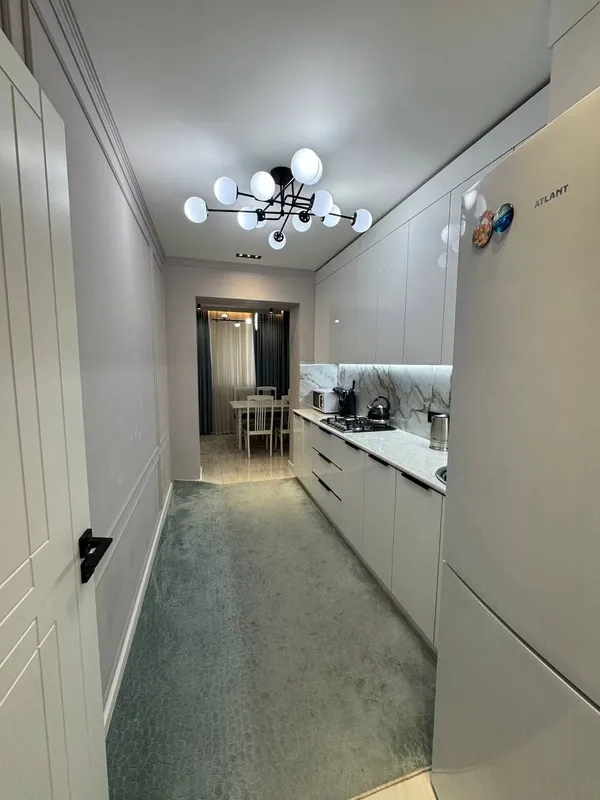 3 xonali kvartira, 80 m2, Yakkasaroy 3