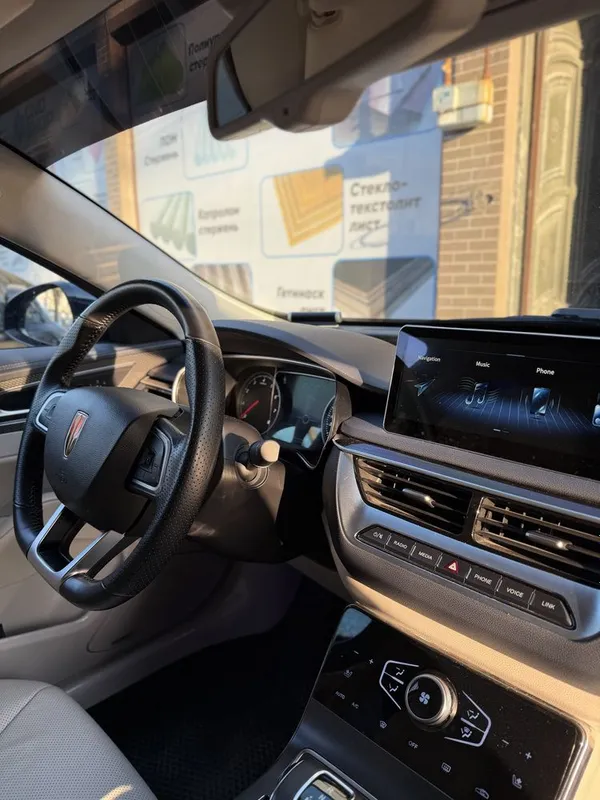 Автобомобиль HONJIE H5 6 Автобомобиль HONJIE H5 6