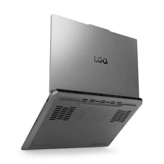 Lenovo LOQ 17IRX10 / i7-13650HX / RTX 5060 4 Lenovo LOQ 17IRX10 / i7-13650HX / RTX 5060 4
