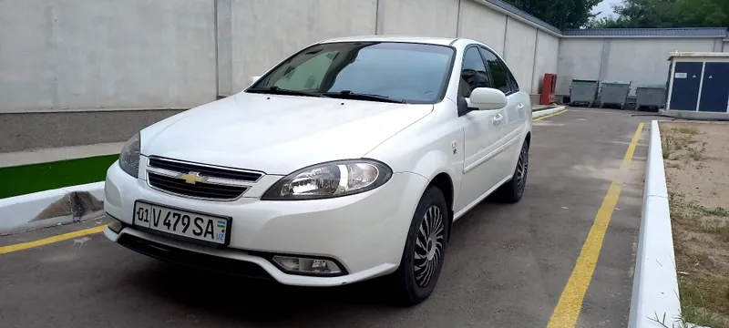 Gentra 2014 yil xolati zo'r