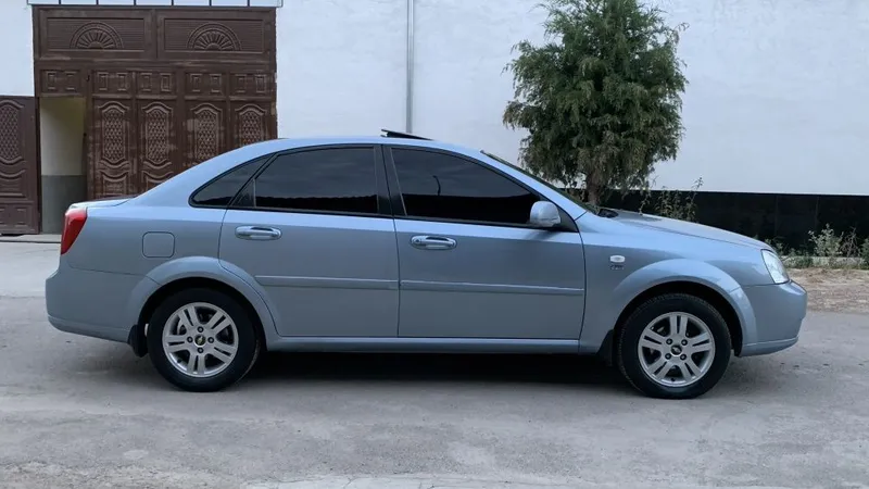 Chevrolet Lacetti 1.6 2