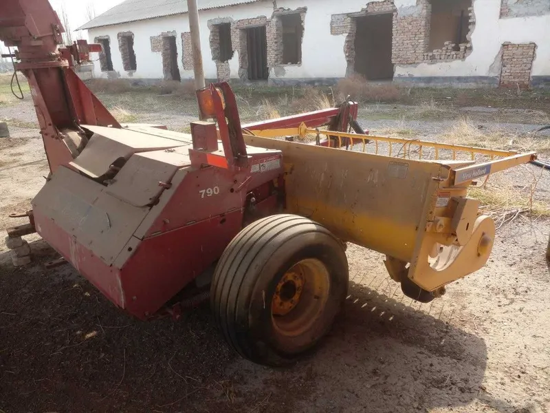 Продаётся Оборудование для сбора сена 790Н двурядное New Holland