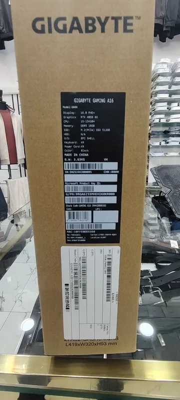 Ноутбук Gigabyte, 16 ГБ ОЗУ, SSD 512 ГБ 3