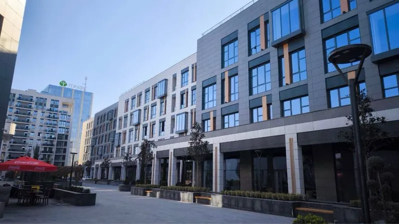 Аренда офис PLATINUM Business Center 138,7 м2 срочно Яшнабад 1