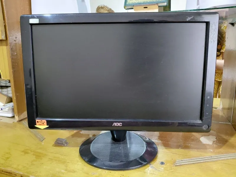 Kompyuter monitori