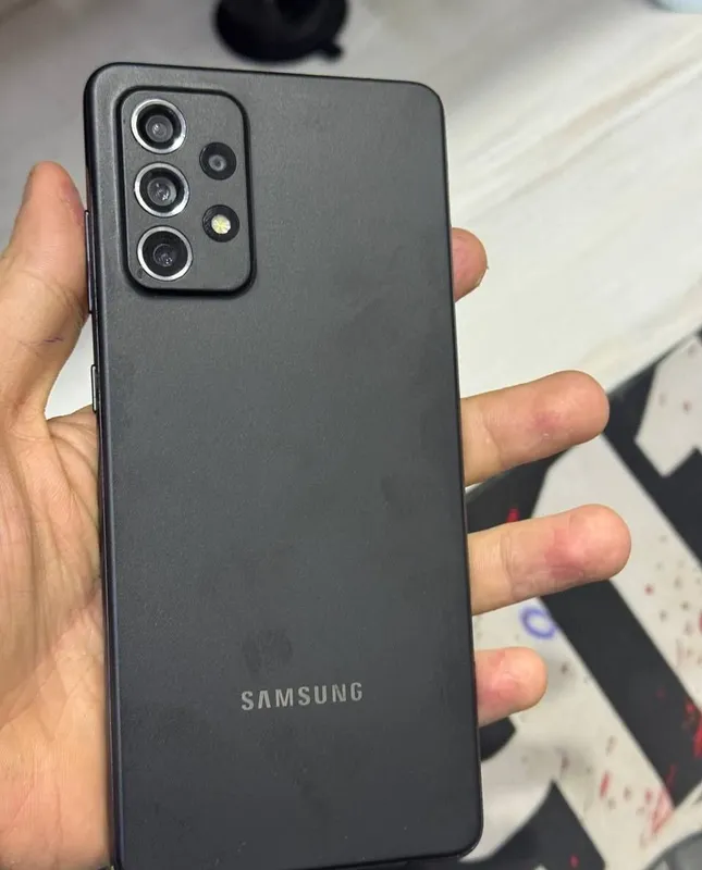 Samsung a72 uzbela 1 Samsung a72 uzbela 1