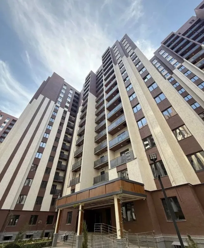 Сергели Жк "Sokin Makon" за кв.м 700 у.е срочно успейте с ремонтом