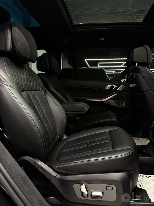 BMW X7 xDrive 40i 6 BMW X7 xDrive 40i 6