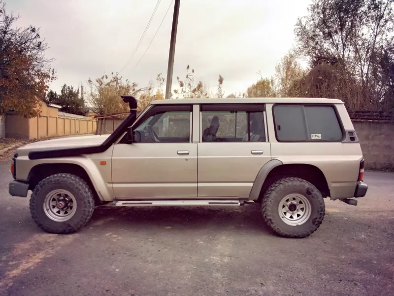 Продам Ниссан Патрол Y60 — фото 2