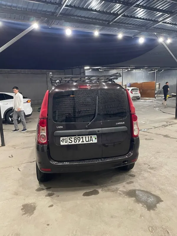 Lada largus 2016 5