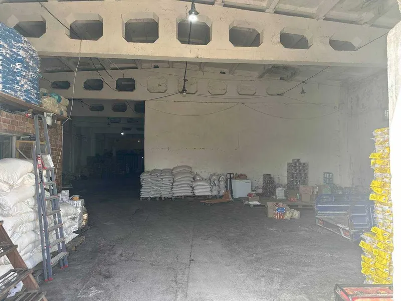 Сдается склад − 2550 м² 1 Сдается склад − 2550 м² 1