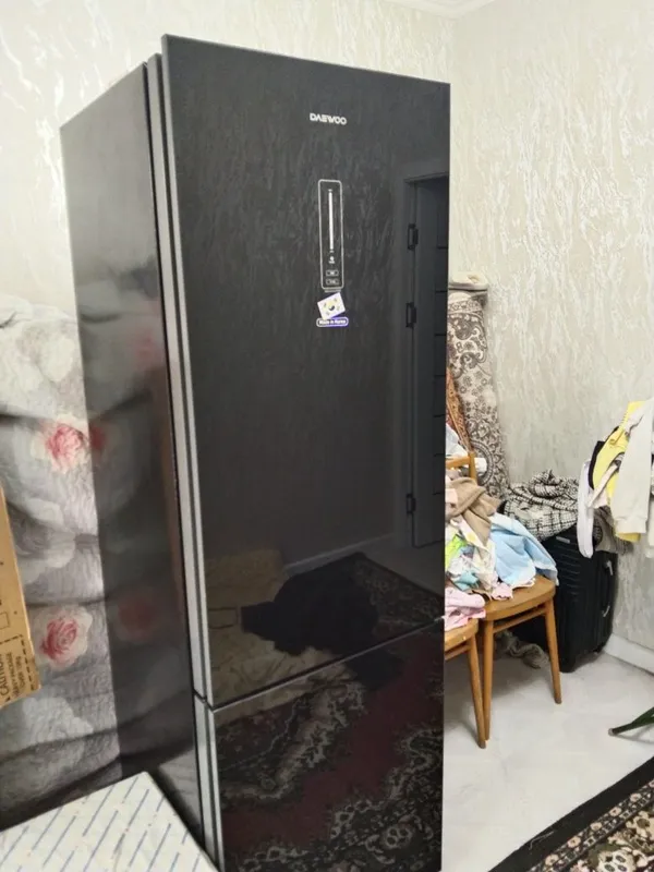 Холодильник деу сотилади
