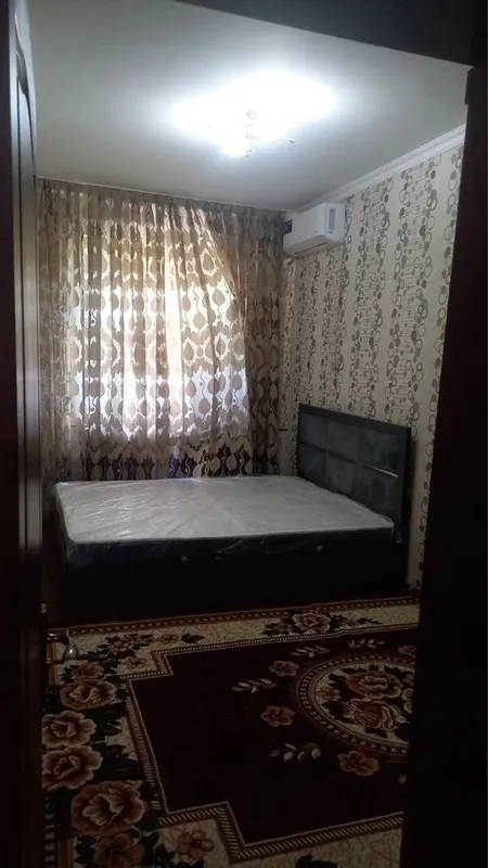 Аренда 2/2/4 массив Феруза 221 школа 2 хонали срочно ижарага — фото 1