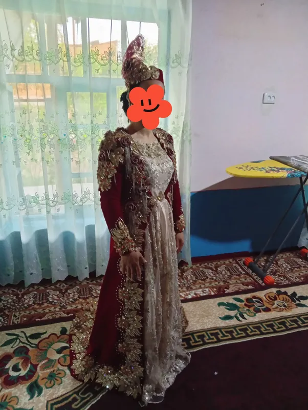 Мужской халат, ансамбль, корона, шапочка, тюль, бровь, 2romo 3 Мужской халат, ансамбль, корона, шапочка, тюль, бровь, 2romo 3