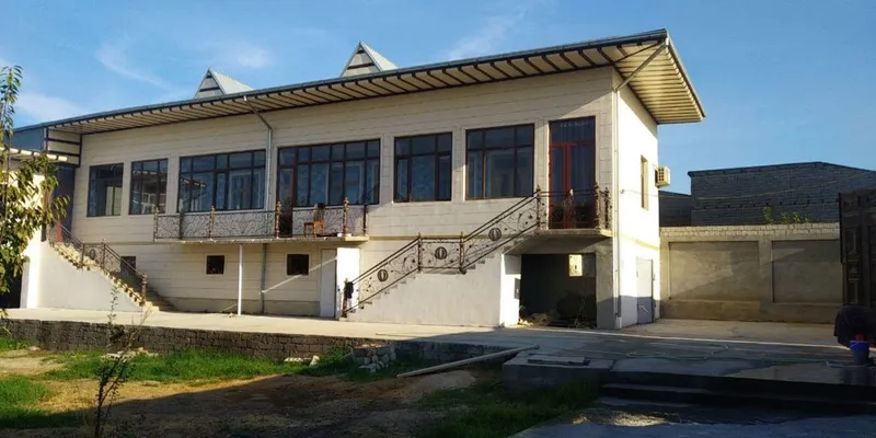 Uchastka sotiladi 8 sotix bozsuv mostdan 2 km ichkariga 3