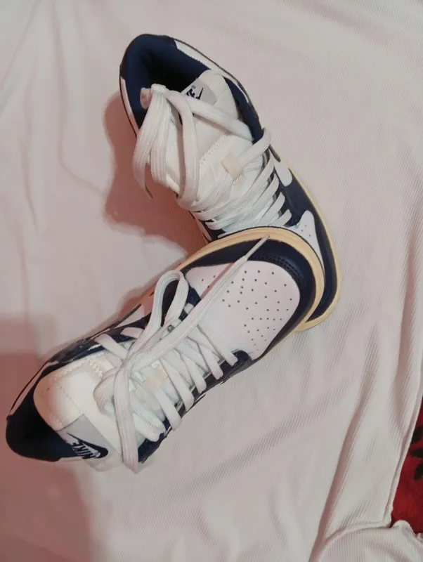 Nike кроссовки 2 Nike кроссовки 2