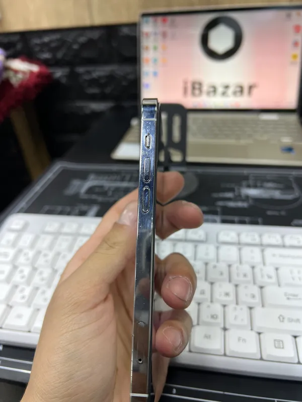 iPhone 12 Pro идеальный, 100% / 128 ГБ 3