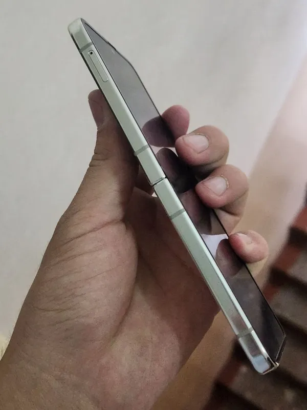 Samsung galaxy Z flip 5 256gb — фото 1
