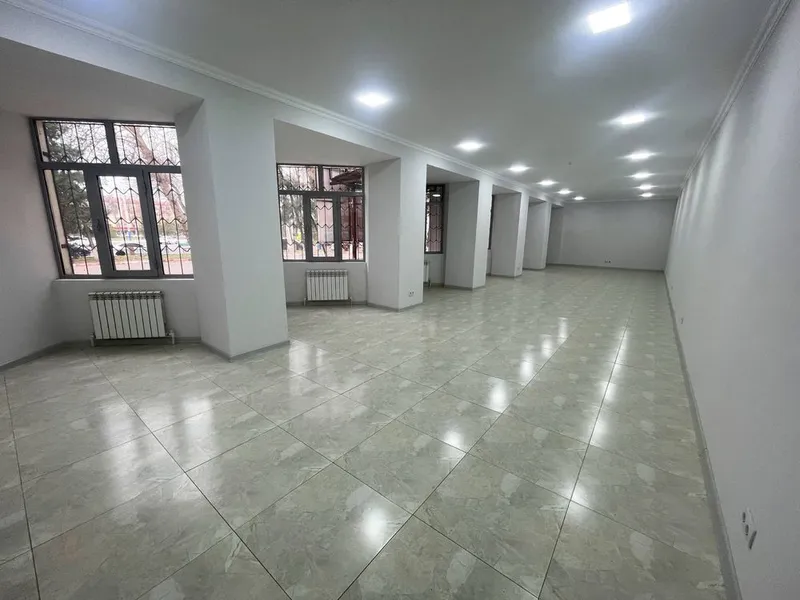 Аренда здания под школу, университет. М. Новза ул. Мукимий, 7500 m2 V1 — фото 2