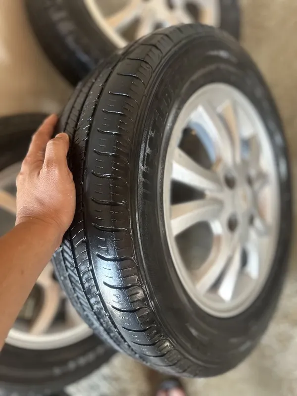 Gentra diska balon R17 4x114 redlain 4 Gentra diska balon R17 4x114 redlain 4