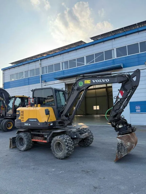 Ekskovator VOLVO W60 fullset KOREADAN — фото 2