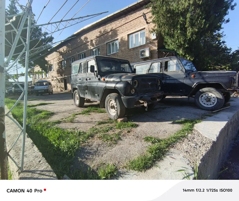 Uaz xanter sotiladi