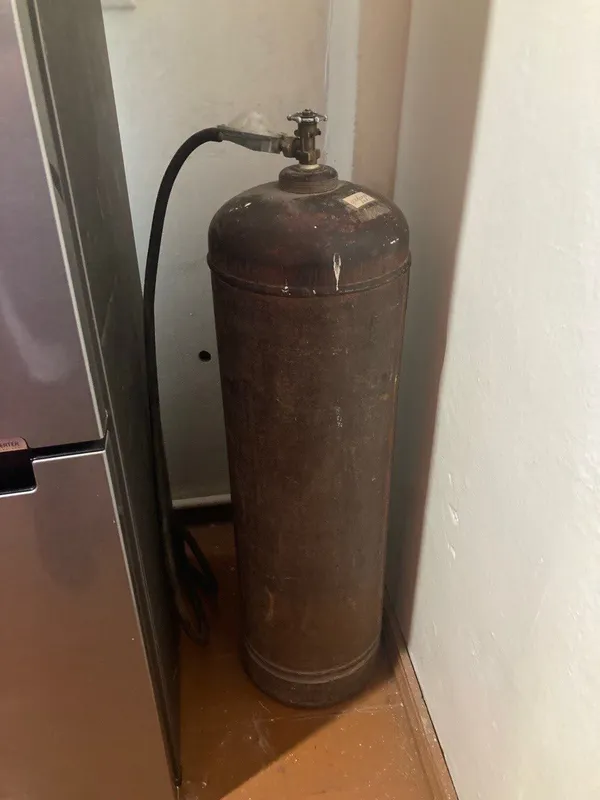 Баллон газовый большой Баллон газовый большой