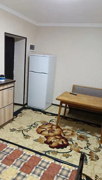 2-комнатная квартира, 38 м², 2/4 этаж (вторичка) — фото 1