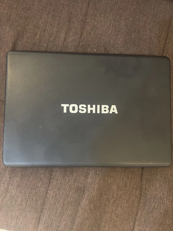 Toshiba notebook — фото 1