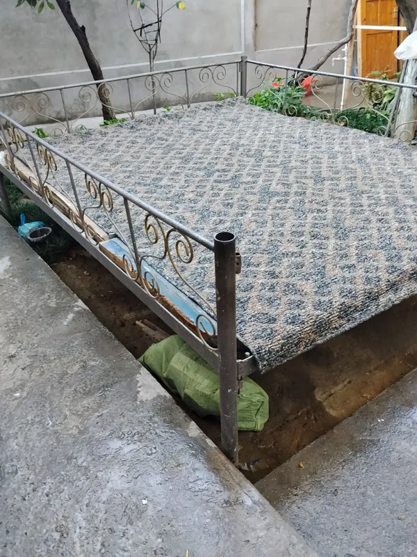 Продаётся сори-тапчан, состояние хорошее, крепкий, б/у. 1 Продаётся сори-тапчан, состояние хорошее, крепкий, б/у. 1