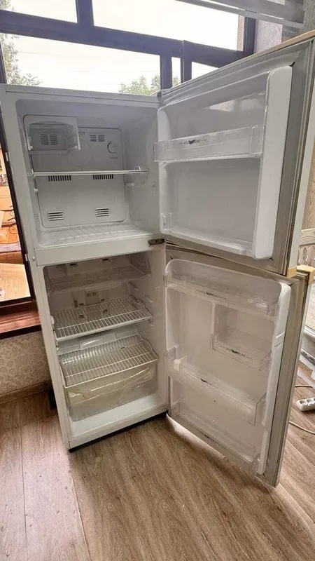 Продам холодильник Samsung в хорошем рабочем состоянии! — фото 1