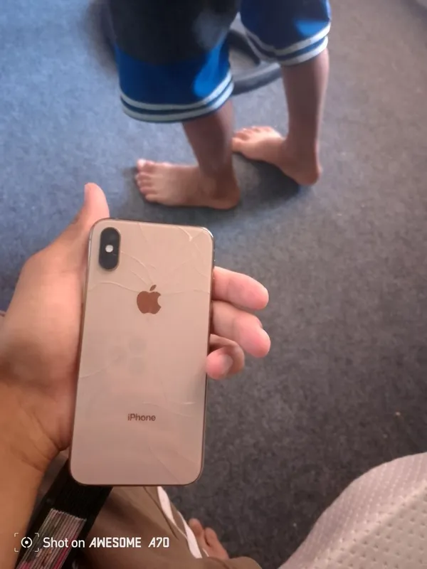 iPhone XS 1