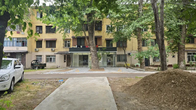 Chilonzor 20 kvartal 70 m2 nejiloy ofis srochno sotiladi.Yevro remont — фото 6
