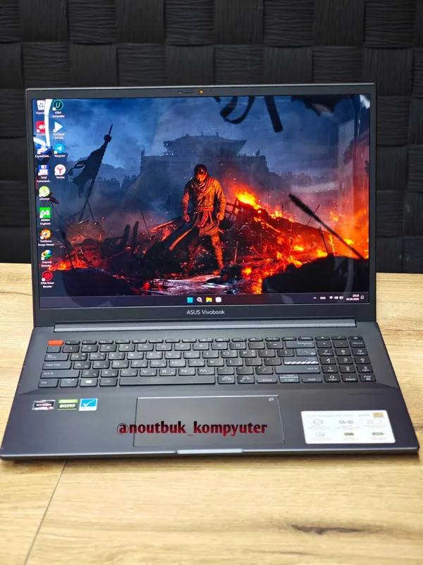Мощный игровой Asus Oled