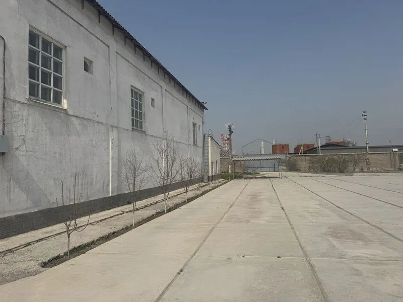 Продаётся Производ территория.