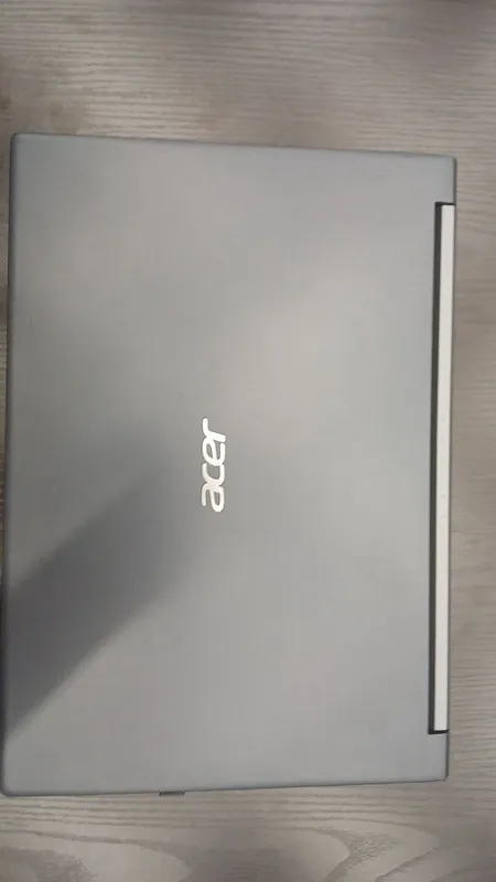 Acer core(TM) i5 10300H A715-75G