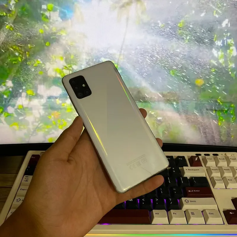 Samsung Galaxy A51 sotiladi