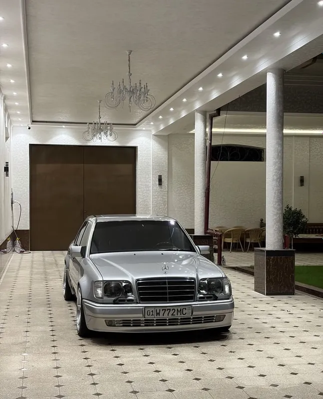 Продаётся W124 E500 2 Продаётся W124 E500 2