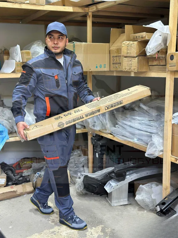Maxsus kiyim, ombor va qurilish xodimlari uchun forma 1 Maxsus kiyim, ombor va qurilish xodimlari uchun forma 1