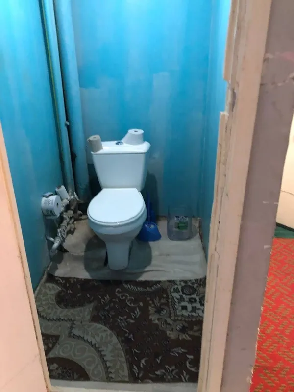 Kvartira sotiladi 4 xonalik 5 xona qilingan srochniy sotiladi — фото 4