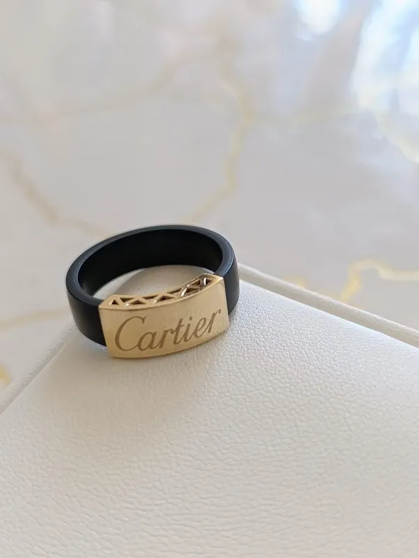 Золотое кольцо CARTIER, проба 585, вес золота 0,65 размер 17,5 3 Золотое кольцо CARTIER, проба 585, вес золота 0,65 размер 17,5 3