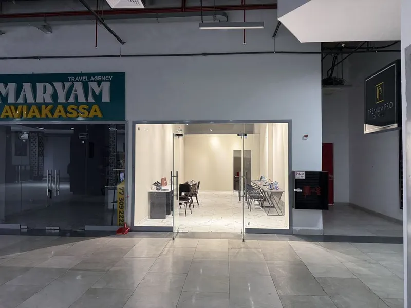 Buxoro Savdo Majmuasining 2-qavatida 37m2 do’kon sotiladi 2
