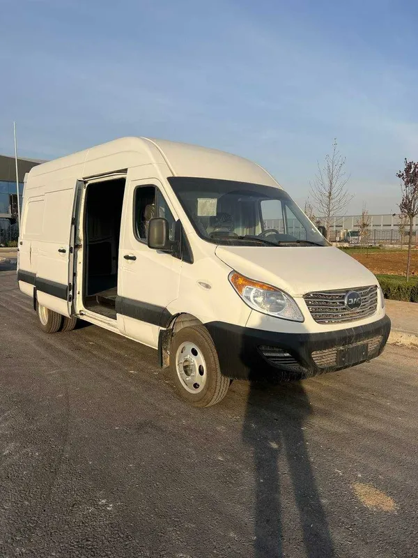 Продаётся новый JAC SUNRAY VAN (без пробег)