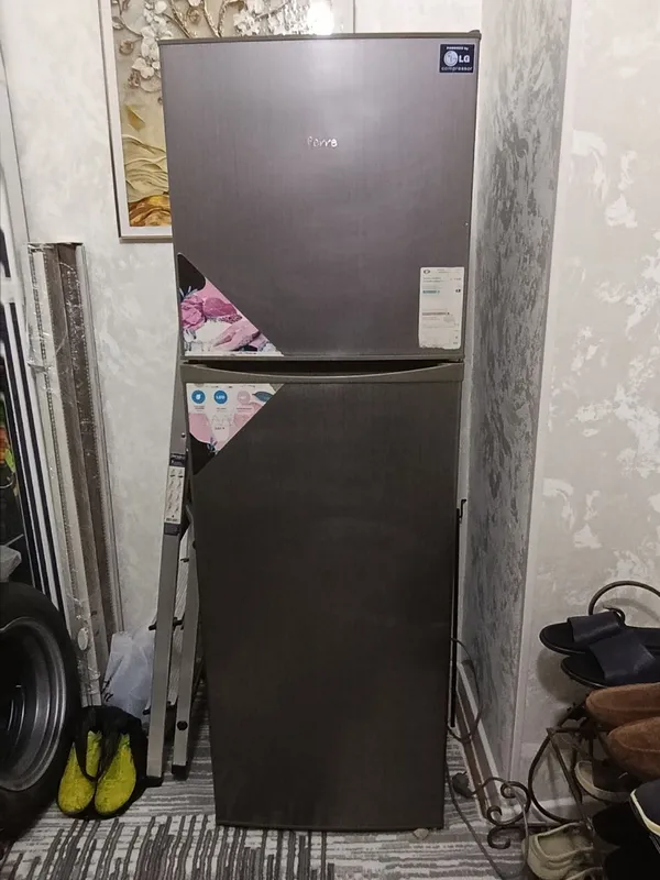 Продаётся холодильник LG