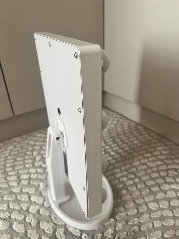 Зеркало с LED-подсветкой, управление сенсором 2 Зеркало с LED-подсветкой, управление сенсором 2