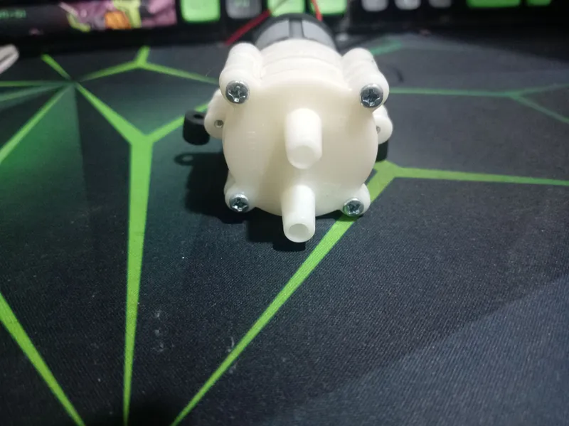 Mini nasos 12v 4 Mini nasos 12v 4